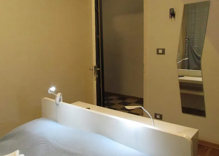 ゲストハウス Sei Da Noi イヴレーア